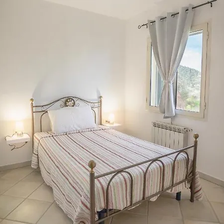 Casa Vacanza La Bella D'Ogliastra Tatil Evi Cardedu